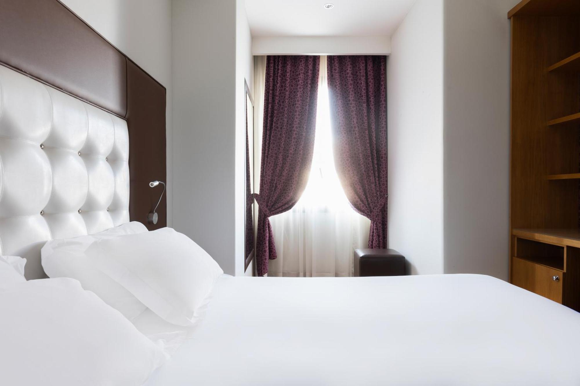 Hotel Royal Caserta Esterno foto